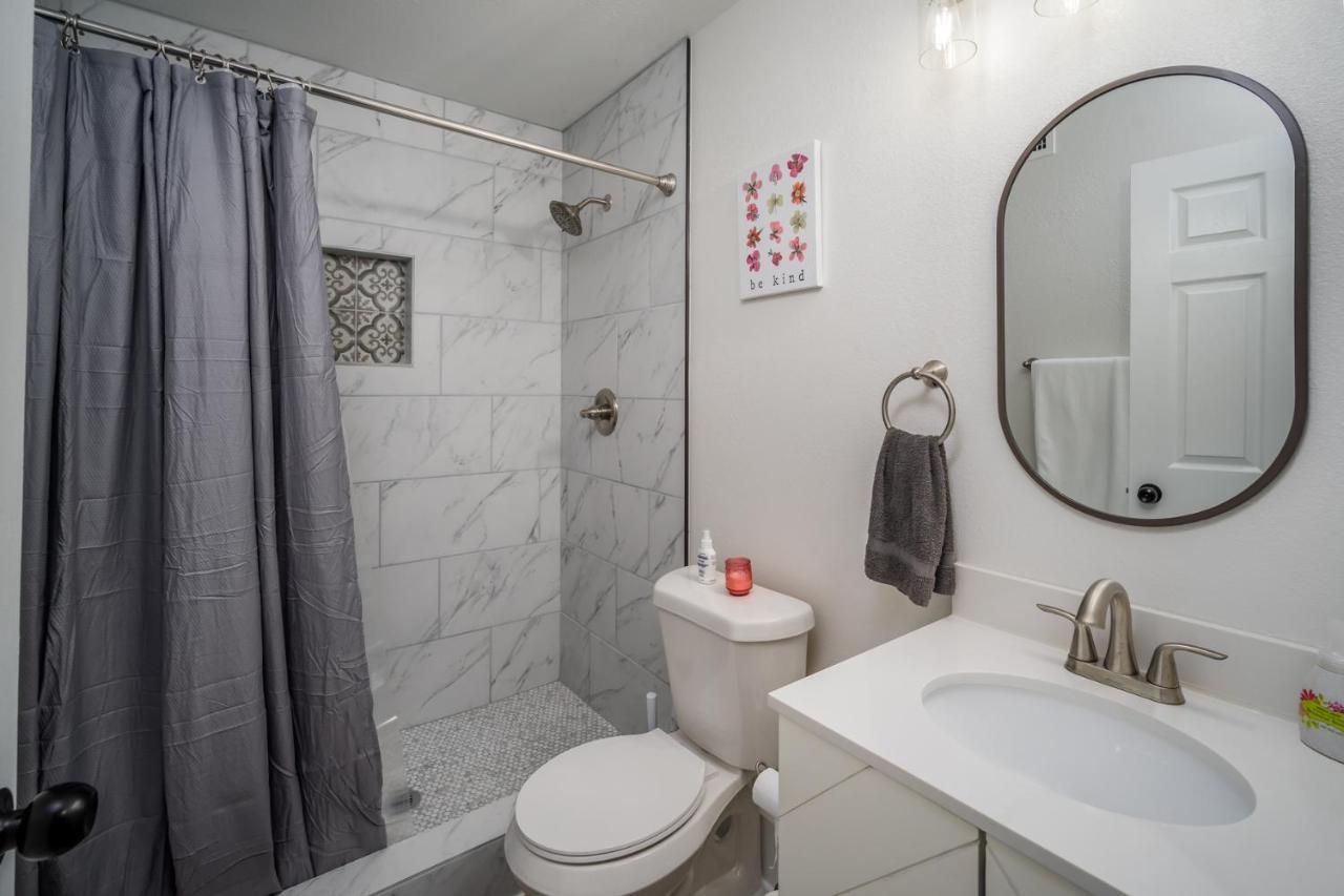 Spacious Home Near Downtown 샌안토니오 외부 사진